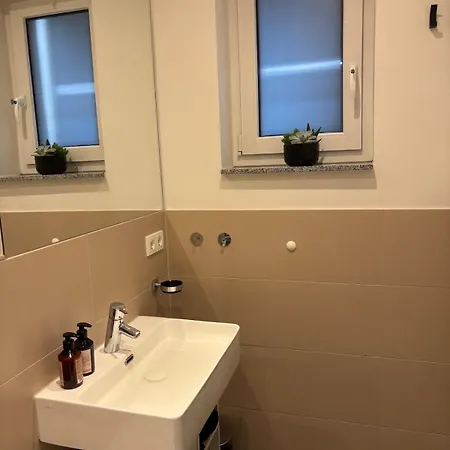 Own Terrace - Own Frontdoor - 2 65qm * Düsseldorf