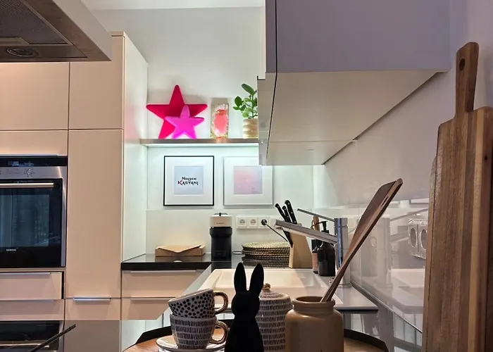 Own Terrace - Own Frontdoor - 2 65qm *